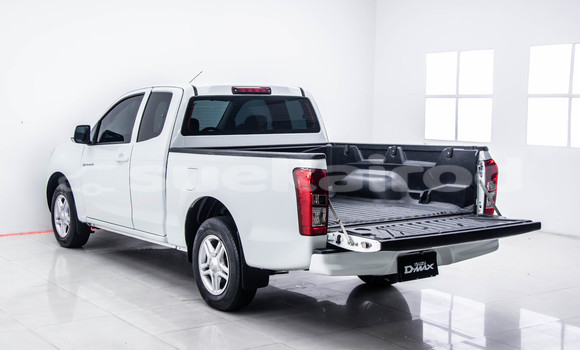 Buy Used Isuzu D-Max White Car in Bangkok in Bangkok Buy Used Isuzu D-Max White Car in Bangkok in Bangkok