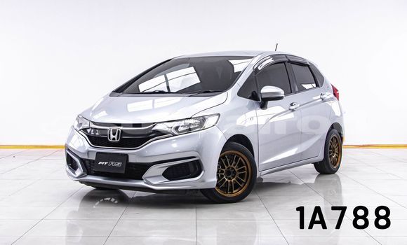 Buy Used Honda Jazz Other Car in Bangkok in Bangkok Buy Used Honda Jazz Other Car in Bangkok in Bangkok