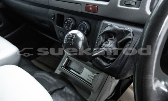 ซื้อ รถมือสอง Toyota Commuter ขาว รถยนต์ ใน %{เมือง} ใน กรุงเทพมหานคร ซื้อ รถมือสอง Toyota Commuter ขาว รถยนต์ ใน %{เมือง} ใน กรุงเทพมหานคร