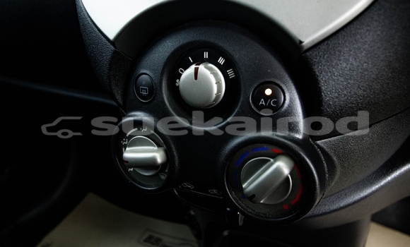 Buy Used Nissan March Green Car in Bangkok in Bangkok Buy Used Nissan March Green Car in Bangkok in Bangkok