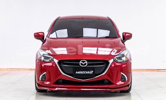 ซื้อ รถมือสอง Mazda 2 สีแดง รถยนต์ ใน %{เมือง} ใน กรุงเทพมหานคร