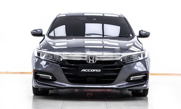 ซื้อ รถมือสอง Honda Accord อื่น ๆ รถยนต์ ใน %{เมือง} ใน กรุงเทพมหานคร