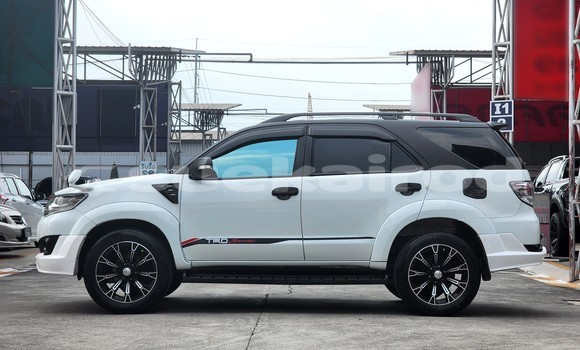 ซื้อ รถมือสอง Toyota Fortuner ขาว รถยนต์ ใน %{เมือง} ใน กรุงเทพมหานคร ซื้อ รถมือสอง Toyota Fortuner ขาว รถยนต์ ใน %{เมือง} ใน กรุงเทพมหานคร