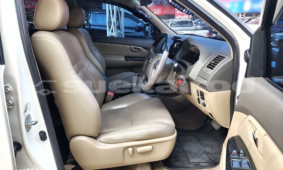 ซื้อ รถมือสอง Toyota Fortuner ขาว รถยนต์ ใน %{เมือง} ใน กรุงเทพมหานคร ซื้อ รถมือสอง Toyota Fortuner ขาว รถยนต์ ใน %{เมือง} ใน กรุงเทพมหานคร