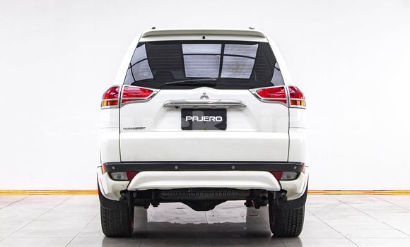 ซื้อ รถมือสอง Mitsubishi Pajero ขาว รถยนต์ ใน %{เมือง} ใน กรุงเทพมหานคร ซื้อ รถมือสอง Mitsubishi Pajero ขาว รถยนต์ ใน %{เมือง} ใน กรุงเทพมหานคร