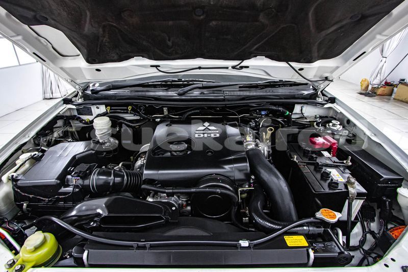 Big with watermark mitsubishi pajero bangkok bangkok 68012