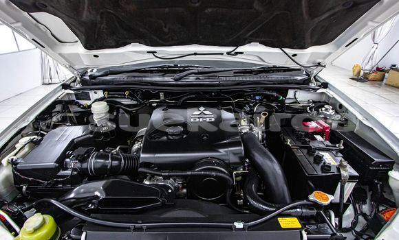 ซื้อ รถมือสอง Mitsubishi Pajero ขาว รถยนต์ ใน %{เมือง} ใน กรุงเทพมหานคร ซื้อ รถมือสอง Mitsubishi Pajero ขาว รถยนต์ ใน %{เมือง} ใน กรุงเทพมหานคร