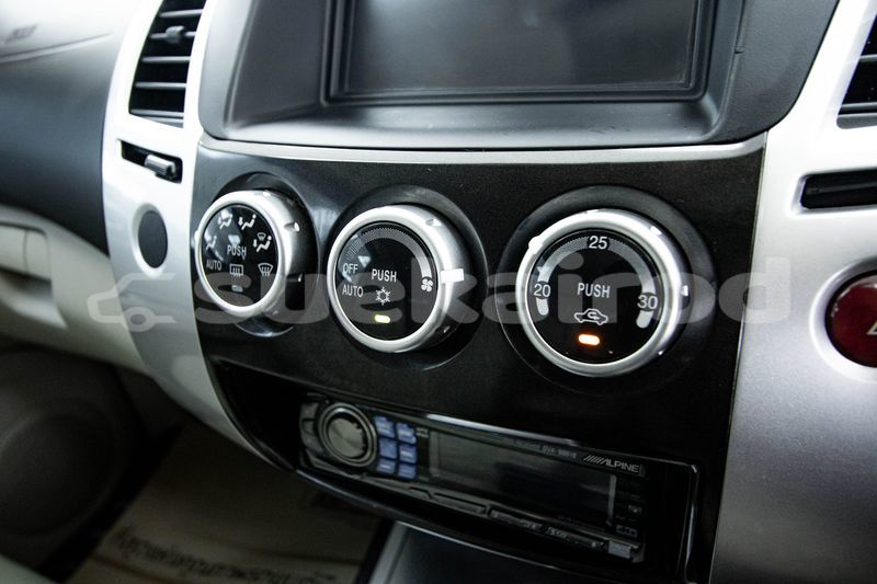 Big with watermark mitsubishi pajero bangkok bangkok 68012