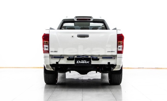 ซื้อ รถมือสอง Isuzu D–MAX ขาว รถยนต์ ใน %{เมือง} ใน กรุงเทพมหานคร ซื้อ รถมือสอง Isuzu D–MAX ขาว รถยนต์ ใน %{เมือง} ใน กรุงเทพมหานคร