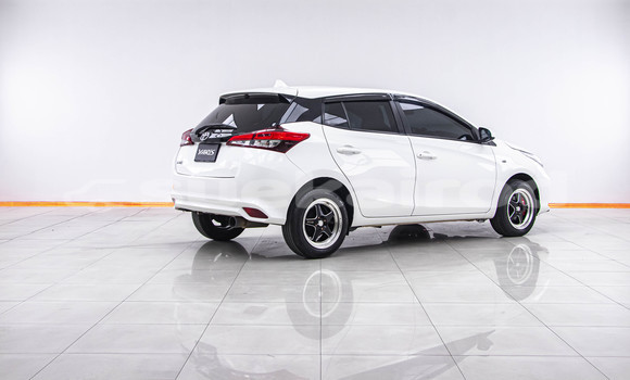 Buy Used Toyota Yaris White Car in Bangkok in Bangkok Buy Used Toyota Yaris White Car in Bangkok in Bangkok