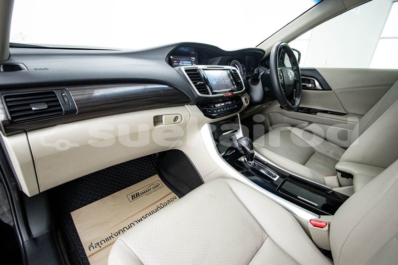 Big with watermark honda accord bangkok bangkok 68019