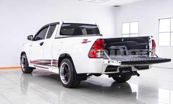 ซื้อ รถมือสอง Toyota Hiluxe Revo ขาว รถยนต์ ใน %{เมือง} ใน กรุงเทพมหานคร ซื้อ รถมือสอง Toyota Hiluxe Revo ขาว รถยนต์ ใน %{เมือง} ใน กรุงเทพมหานคร