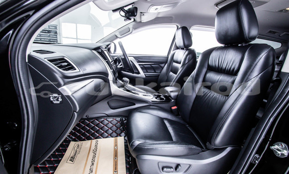 ซื้อ รถมือสอง Mitsubishi Pajero Sport สีดำ รถยนต์ ใน %{เมือง} ใน กรุงเทพมหานคร ซื้อ รถมือสอง Mitsubishi Pajero Sport สีดำ รถยนต์ ใน %{เมือง} ใน กรุงเทพมหานคร