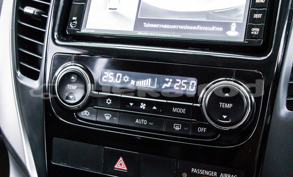 ซื้อ รถมือสอง Mitsubishi Pajero Sport สีดำ รถยนต์ ใน %{เมือง} ใน กรุงเทพมหานคร ซื้อ รถมือสอง Mitsubishi Pajero Sport สีดำ รถยนต์ ใน %{เมือง} ใน กรุงเทพมหานคร