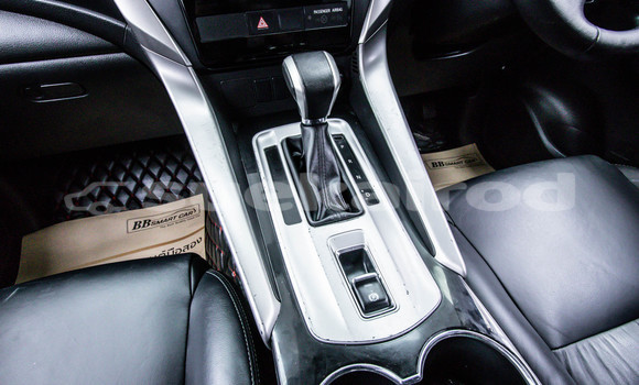 ซื้อ รถมือสอง Mitsubishi Pajero Sport สีดำ รถยนต์ ใน %{เมือง} ใน กรุงเทพมหานคร ซื้อ รถมือสอง Mitsubishi Pajero Sport สีดำ รถยนต์ ใน %{เมือง} ใน กรุงเทพมหานคร