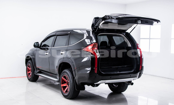 ซื้อ รถมือสอง Mitsubishi Pajero Sport สีดำ รถยนต์ ใน %{เมือง} ใน กรุงเทพมหานคร ซื้อ รถมือสอง Mitsubishi Pajero Sport สีดำ รถยนต์ ใน %{เมือง} ใน กรุงเทพมหานคร