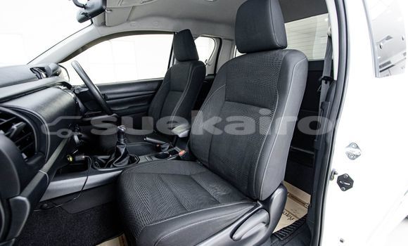 Buy Used Toyota Hiluxe Revo White Car in Bangkok in Bangkok Buy Used Toyota Hiluxe Revo White Car in Bangkok in Bangkok