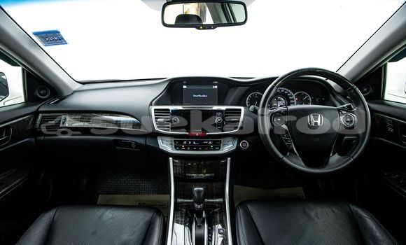 ซื้อ รถมือสอง Honda Accord ขาว รถยนต์ ใน %{เมือง} ใน กรุงเทพมหานคร ซื้อ รถมือสอง Honda Accord ขาว รถยนต์ ใน %{เมือง} ใน กรุงเทพมหานคร