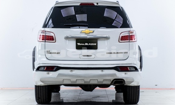 ซื้อ รถมือสอง Chevrolet TrailBlazer ขาว รถยนต์ ใน %{เมือง} ใน กรุงเทพมหานคร ซื้อ รถมือสอง Chevrolet TrailBlazer ขาว รถยนต์ ใน %{เมือง} ใน กรุงเทพมหานคร