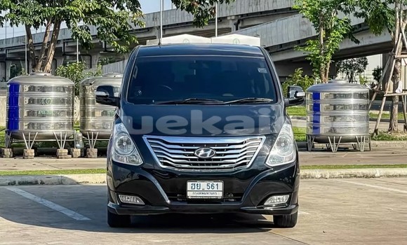 Buy Used Hyundai H1 Black Car in Bangkok in Bangkok
