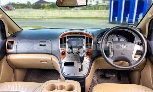 Buy Used Hyundai H1 Black Car in Bangkok in Bangkok Buy Used Hyundai H1 Black Car in Bangkok in Bangkok