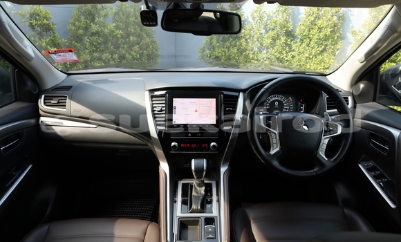 ซื้อ รถมือสอง Mitsubishi Pajero Sport สีดำ รถยนต์ ใน %{เมือง} ใน กรุงเทพมหานคร ซื้อ รถมือสอง Mitsubishi Pajero Sport สีดำ รถยนต์ ใน %{เมือง} ใน กรุงเทพมหานคร