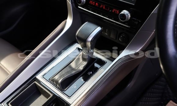 ซื้อ รถมือสอง Mitsubishi Pajero Sport สีดำ รถยนต์ ใน %{เมือง} ใน กรุงเทพมหานคร ซื้อ รถมือสอง Mitsubishi Pajero Sport สีดำ รถยนต์ ใน %{เมือง} ใน กรุงเทพมหานคร