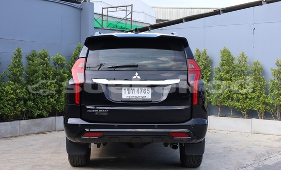 ซื้อ รถมือสอง Mitsubishi Pajero Sport สีดำ รถยนต์ ใน %{เมือง} ใน กรุงเทพมหานคร ซื้อ รถมือสอง Mitsubishi Pajero Sport สีดำ รถยนต์ ใน %{เมือง} ใน กรุงเทพมหานคร