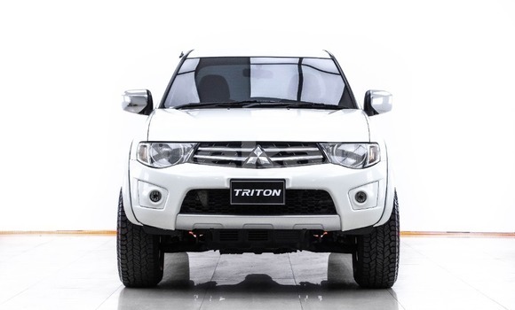 Buy Used Mitsubishi Triton White Car in Bangkok in Bangkok