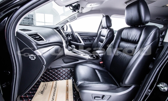 ซื้อ รถมือสอง Mitsubishi Pajero Sport สีดำ รถยนต์ ใน %{เมือง} ใน กรุงเทพมหานคร ซื้อ รถมือสอง Mitsubishi Pajero Sport สีดำ รถยนต์ ใน %{เมือง} ใน กรุงเทพมหานคร