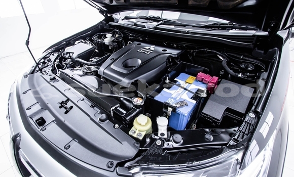 ซื้อ รถมือสอง Mitsubishi Pajero Sport สีดำ รถยนต์ ใน %{เมือง} ใน กรุงเทพมหานคร ซื้อ รถมือสอง Mitsubishi Pajero Sport สีดำ รถยนต์ ใน %{เมือง} ใน กรุงเทพมหานคร