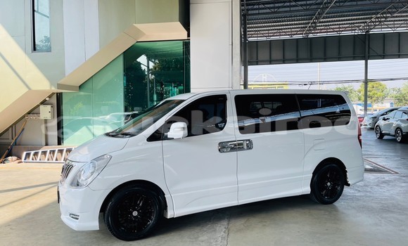 Buy Used Hyundai Grand Starex Black Car in Bangkok in Bangkok Buy Used Hyundai Grand Starex Black Car in Bangkok in Bangkok