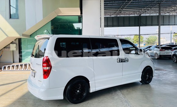 Buy Used Hyundai Grand Starex Black Car in Bangkok in Bangkok Buy Used Hyundai Grand Starex Black Car in Bangkok in Bangkok