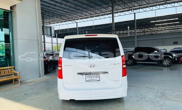 Buy Used Hyundai Grand Starex Black Car in Bangkok in Bangkok Buy Used Hyundai Grand Starex Black Car in Bangkok in Bangkok