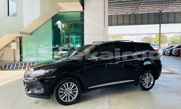 Buy Used Toyota Harrier Black Car in Bangkok in Bangkok Buy Used Toyota Harrier Black Car in Bangkok in Bangkok