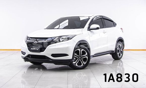 Buy Used Honda HR-V White Car in Bangkok in Bangkok Buy Used Honda HR-V White Car in Bangkok in Bangkok