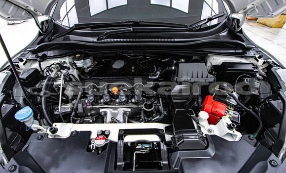 Buy Used Honda HR-V White Car in Bangkok in Bangkok Buy Used Honda HR-V White Car in Bangkok in Bangkok