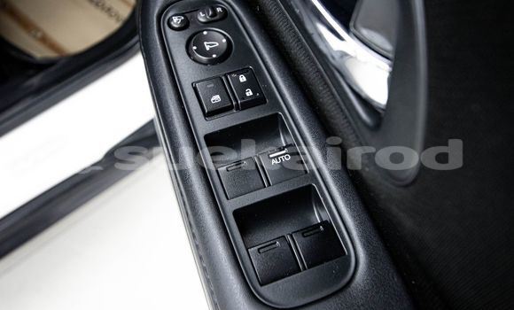 Buy Used Honda HR-V White Car in Bangkok in Bangkok Buy Used Honda HR-V White Car in Bangkok in Bangkok