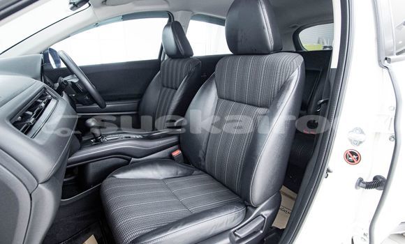 Buy Used Honda HR-V White Car in Bangkok in Bangkok Buy Used Honda HR-V White Car in Bangkok in Bangkok