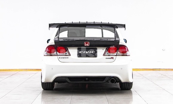 Buy Used Honda Civic White Car in Bangkok in Bangkok Buy Used Honda Civic White Car in Bangkok in Bangkok