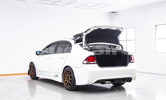 Buy Used Honda Civic White Car in Bangkok in Bangkok Buy Used Honda Civic White Car in Bangkok in Bangkok