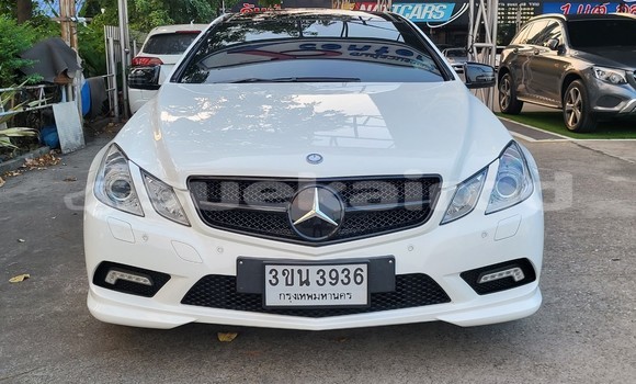 Buy Import Mercedes-Benz E-Classe White Car in Bangkok in Bangkok Buy Import Mercedes-Benz E-Classe White Car in Bangkok in Bangkok