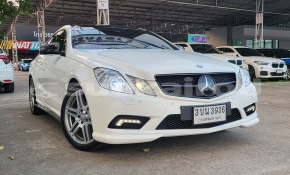 Buy Import Mercedes-Benz E-Classe White Car in Bangkok in Bangkok Buy Import Mercedes-Benz E-Classe White Car in Bangkok in Bangkok