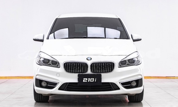 ซื้อ รถมือสอง BMW 2-Series ขาว รถยนต์ ใน %{เมือง} ใน กรุงเทพมหานคร