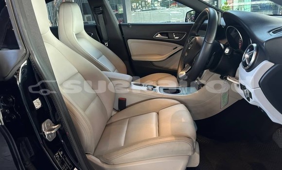 ซื้อ รถมือสอง Mercedes‒Benz C–Class สีดำ รถยนต์ ใน %{เมือง} ใน กรุงเทพมหานคร ซื้อ รถมือสอง Mercedes‒Benz C–Class สีดำ รถยนต์ ใน %{เมือง} ใน กรุงเทพมหานคร