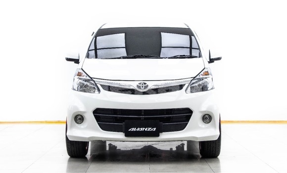 Buy Used Toyota Avanza White Car in Bangkok in Bangkok