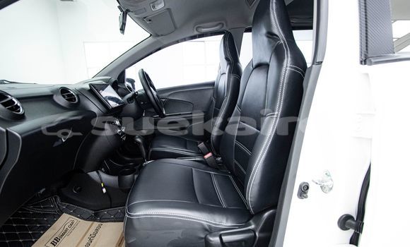 Buy Used Honda Mobilio White Car in Bangkok in Bangkok Buy Used Honda Mobilio White Car in Bangkok in Bangkok