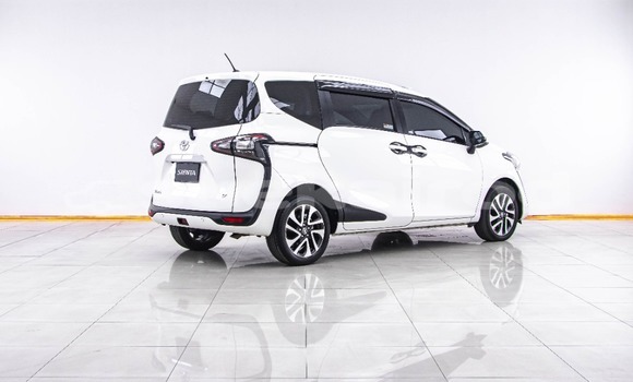 ซื้อ รถมือสอง Toyota Sienna ขาว รถยนต์ ใน %{เมือง} ใน กรุงเทพมหานคร ซื้อ รถมือสอง Toyota Sienna ขาว รถยนต์ ใน %{เมือง} ใน กรุงเทพมหานคร