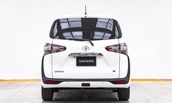 ซื้อ รถมือสอง Toyota Sienna ขาว รถยนต์ ใน %{เมือง} ใน กรุงเทพมหานคร ซื้อ รถมือสอง Toyota Sienna ขาว รถยนต์ ใน %{เมือง} ใน กรุงเทพมหานคร