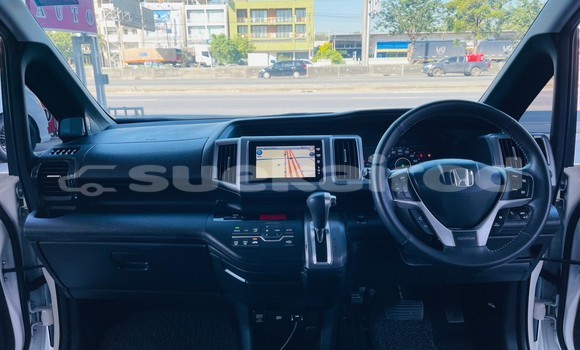 Buy Used Honda Stepwgn White Car in Bangkok in Bangkok Buy Used Honda Stepwgn White Car in Bangkok in Bangkok